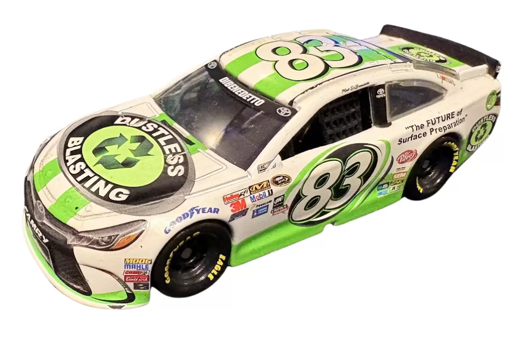Toyota Camry #83 Matt DiBenedetto (NASCAR 2015 - Dustless Blasting)