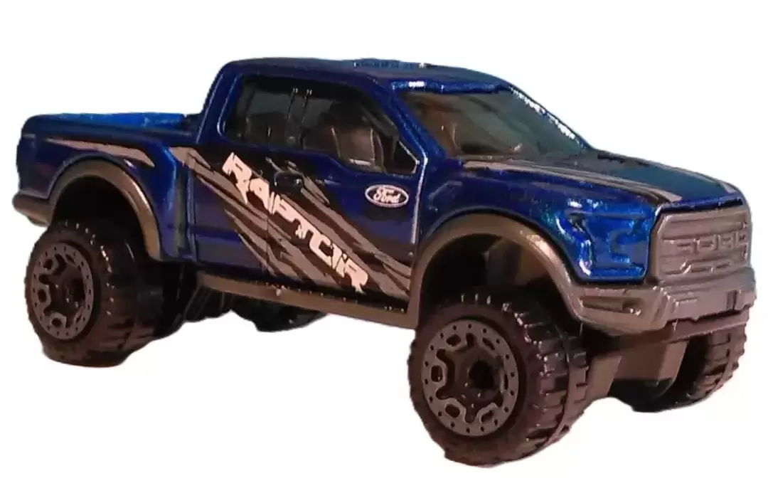 17 Ford F-150 Raptor