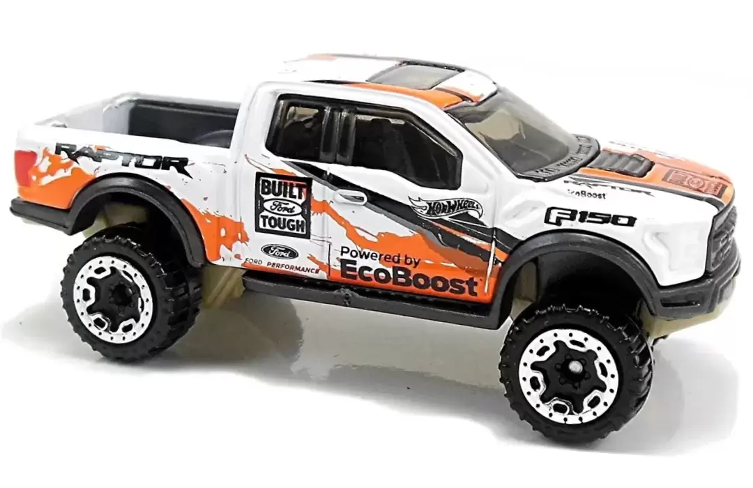 17 Ford F-150 Raptor