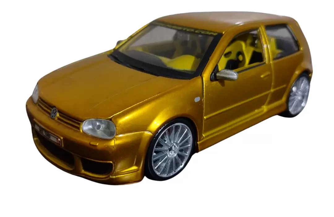Volkswagen Golf R32