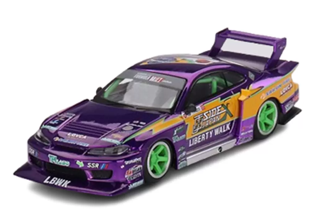 Nissan S15 Silva #555 2022 Japão