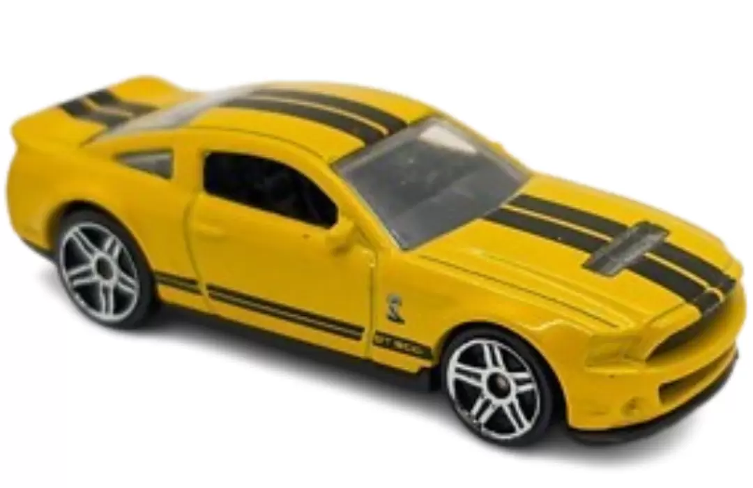 10 Ford Shelby GT500